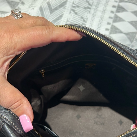 9/10. Condition. - Picture 4 of 5